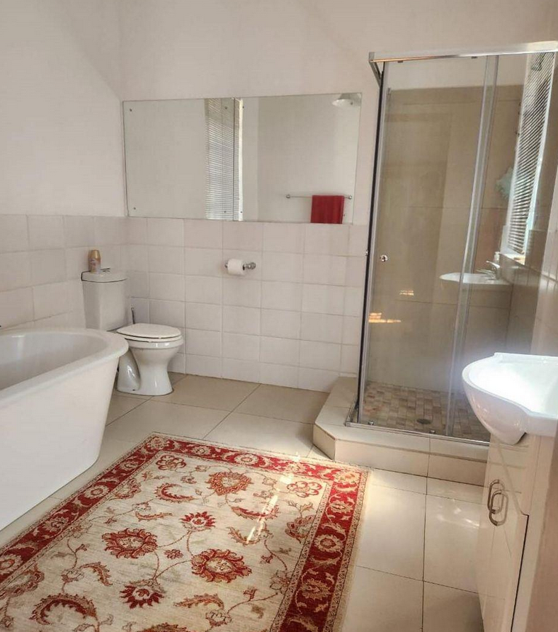 6 Bedroom Property for Sale in Harmonie Eastern Cape